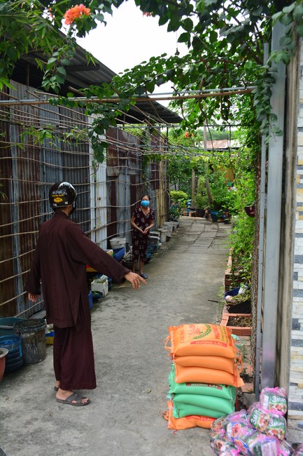Continuing to support people in need in the Covid-19 pandemic of Hoang Phap Pagoda (series 4)